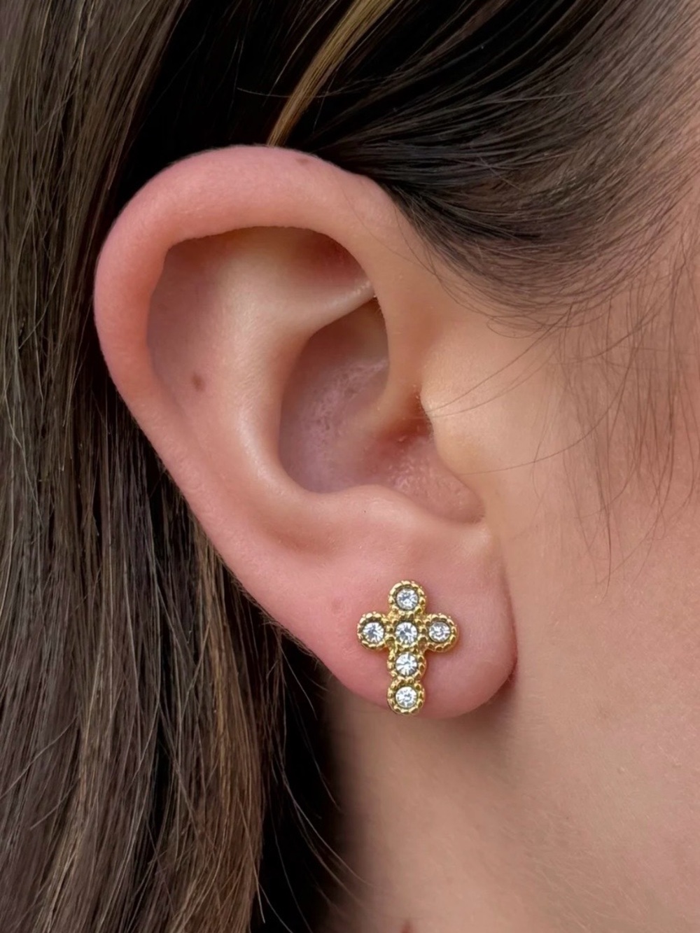 Gold Crystal Cross Stud Earrings 
Waterproof 
High Quality Stainless Steel